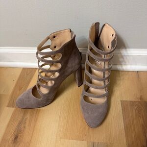 Vince Camuto Heels